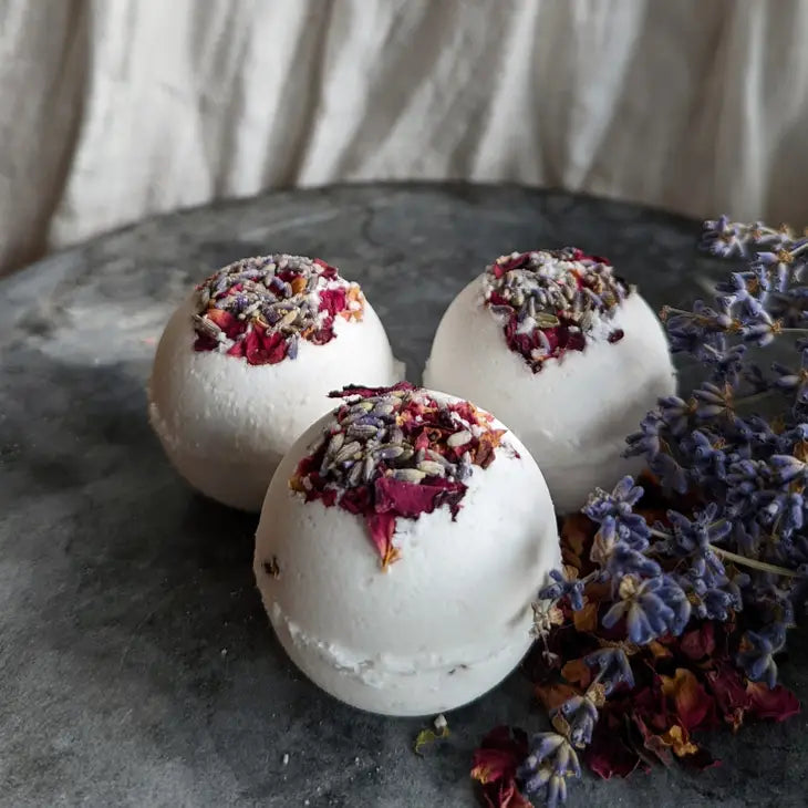 the Dreamer | Natural Bath Bomb Small Size